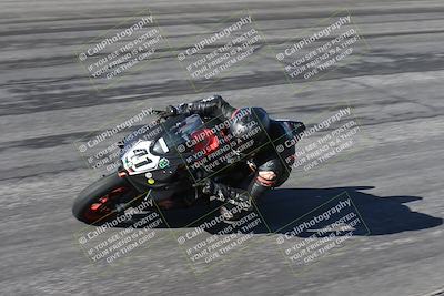 media/Jan-16-2026-CVMA Friday Practice (Fri) [[6f2bf47531]]/5-Racer 4-Trackday1/Session 2 (Bowl)/